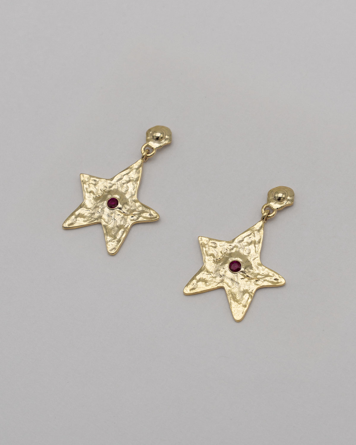 Star Earring Gold Pink — Detail