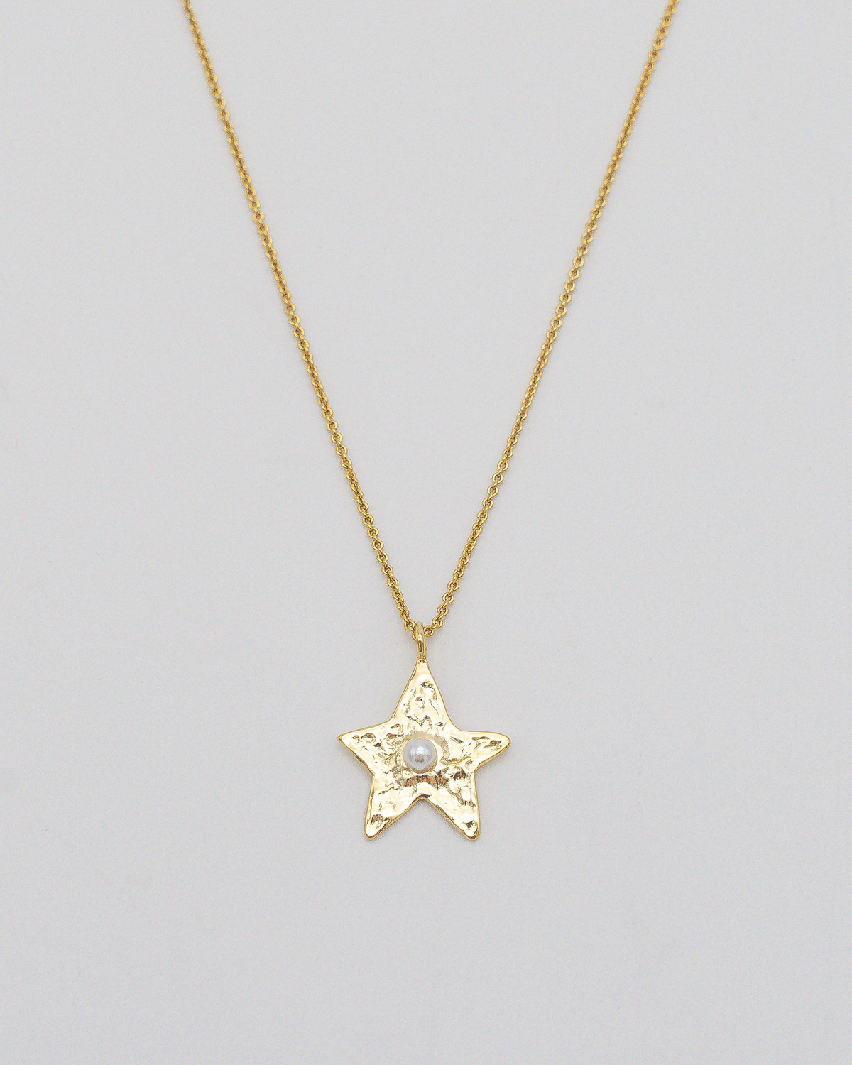 Star Necklace Gold Pearl — Side view