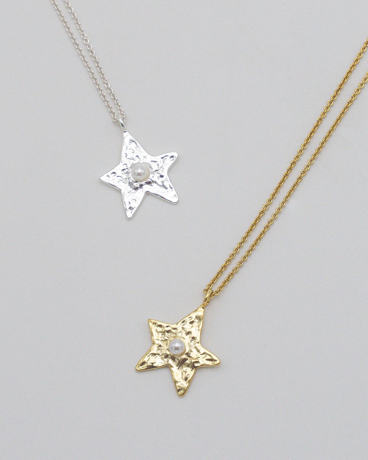 Star Necklace Silver Pearl — Editorial