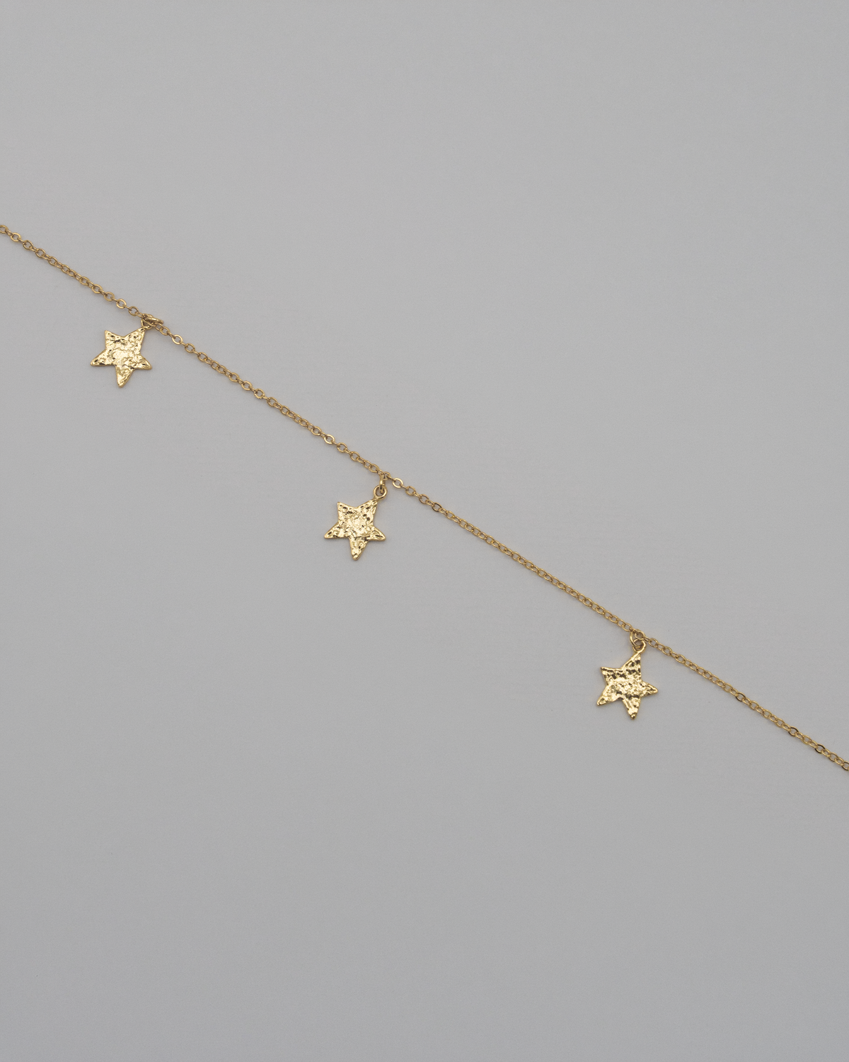 Triple Star Choker Gold — Front