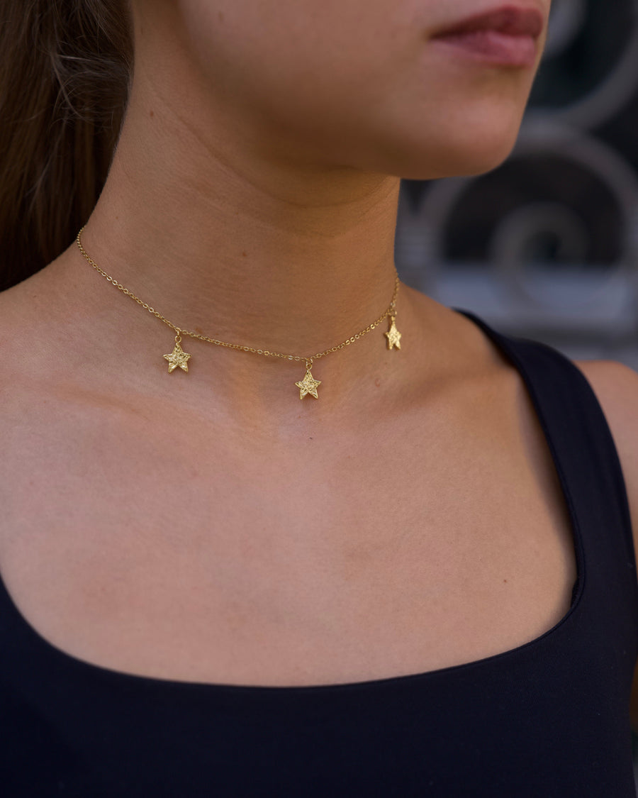 Goldene Stern Kette mit drei Sternen — Detail