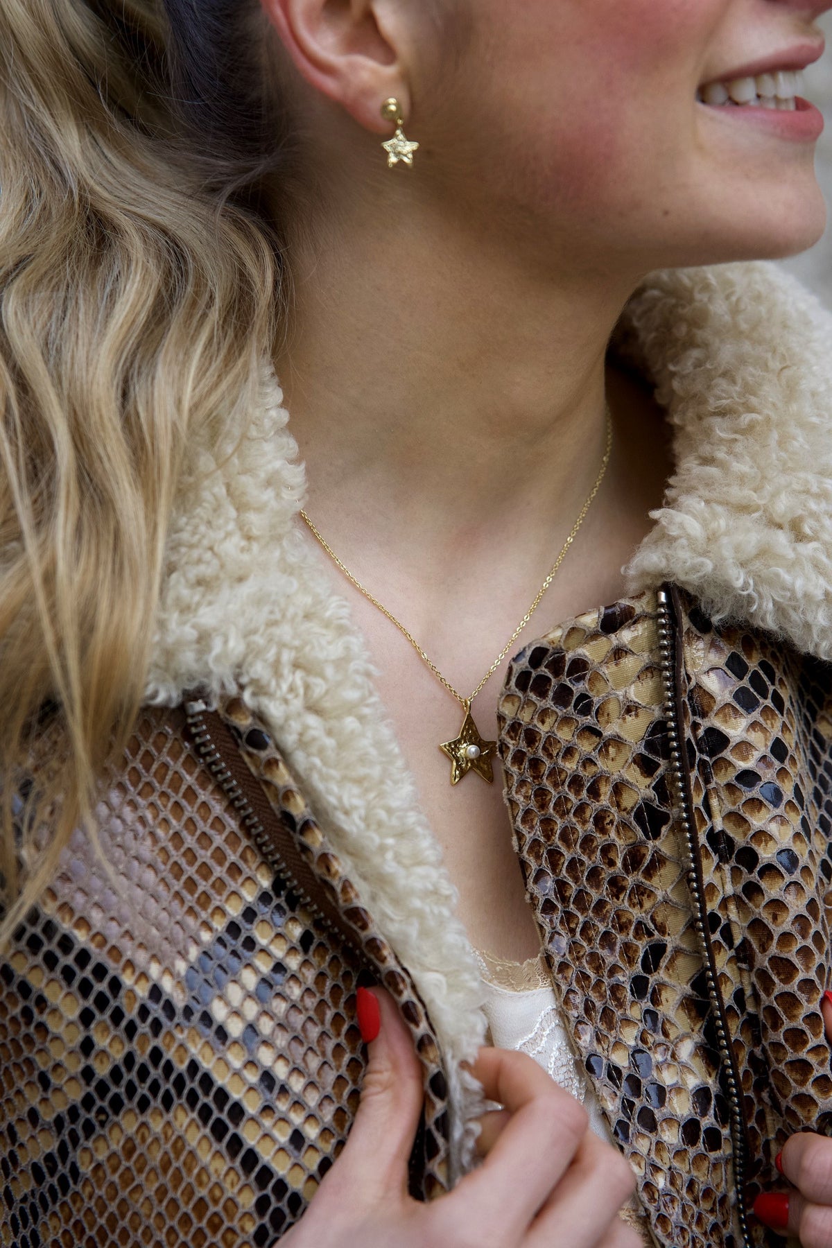 Star Earring Gold Mini — Front