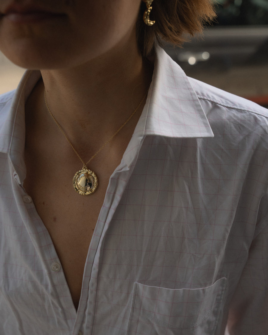 Champagne Necklace Gold — Detail